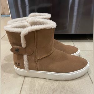Ugg Platform Boots